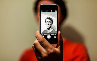 iPhone X’s New Face ID Makes Selfies Mandatory