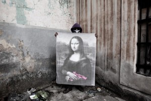 The Masked Man of Honduras Brings Street Art to Its Knees / Hyperallergic